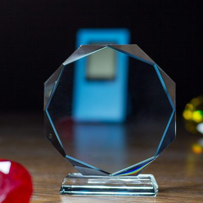 Circular-Crystal-Plaque-with-Multi-Faceted-Polished-Edges.jpg