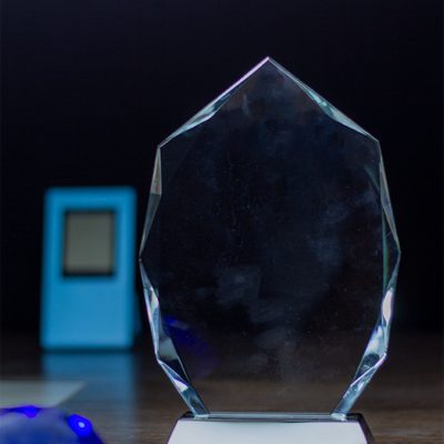 Geometric-Heritage-Crystal-Shield-Award.jpg
